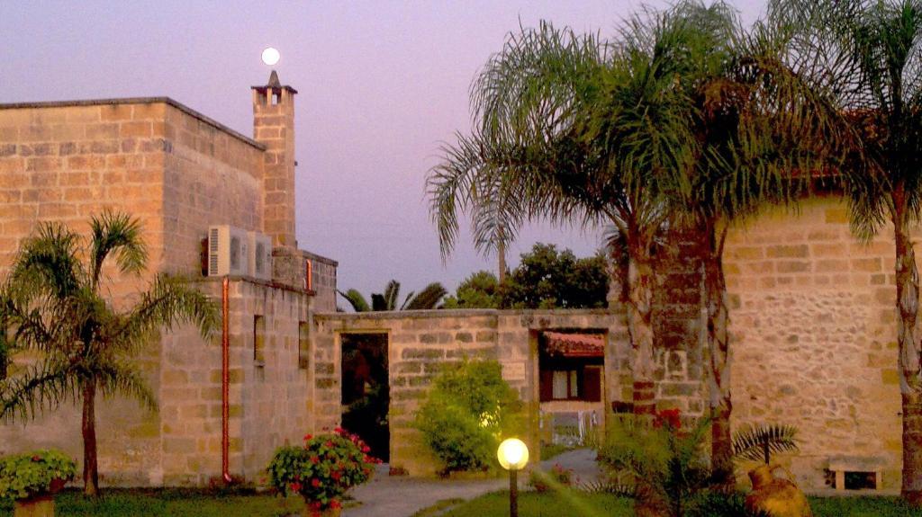 Hotel Masseria Grande Torre dell'Orso Zewnętrze zdjęcie